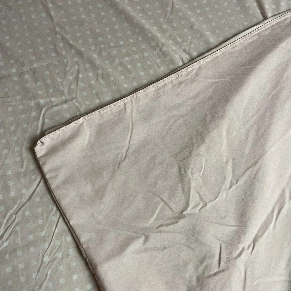 City Scene Penelope Duvet Set 2 Pillow Shams Full Double Size Pink White Squares